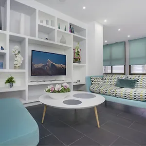3* Apartahotel Citadines Centre